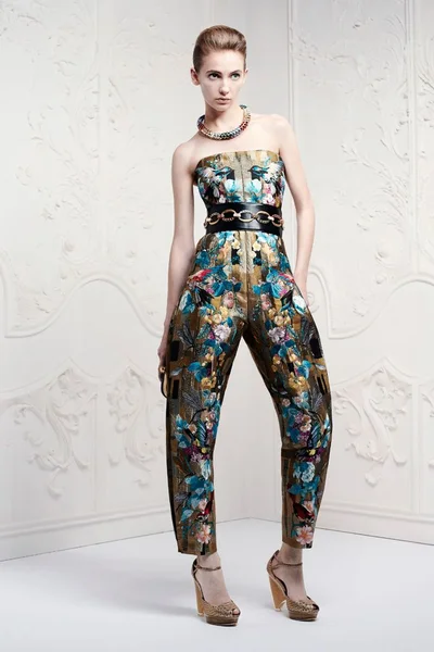 Look 19